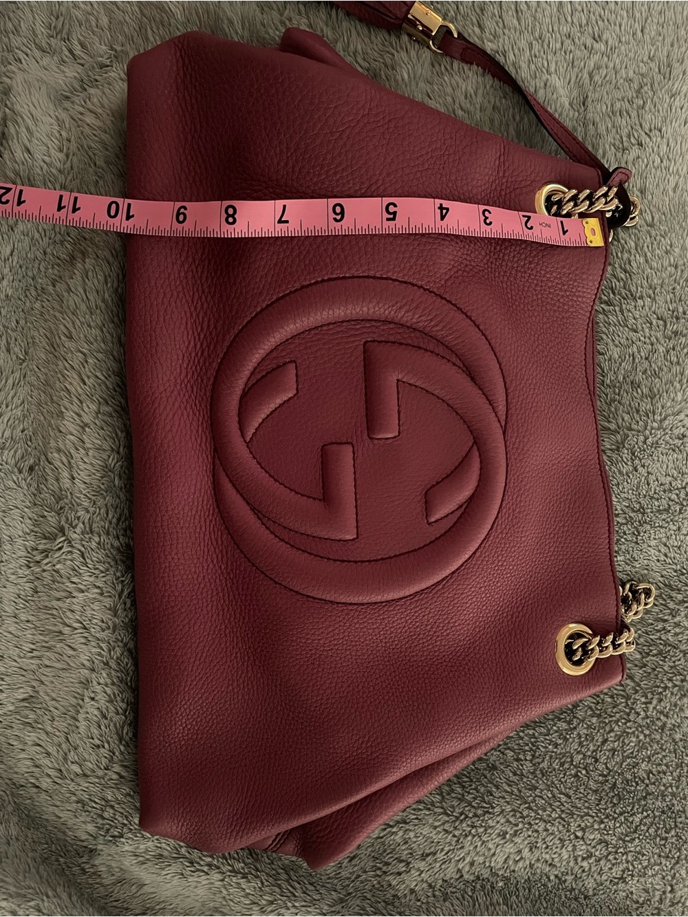Gucci Pebbled Leather Shoulder Bag in Berry Plum with Tassel - Picture 6 of 8